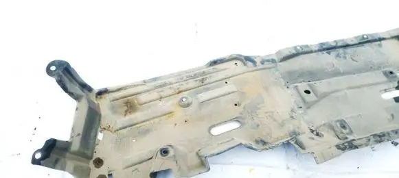 Chrysler 200 Engine splash shield/under tray 68102930AC
