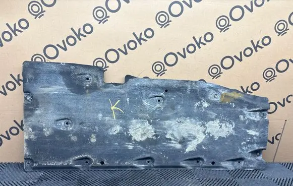 Audi A8 S8 D4 4H Side bottom protection 4H0825905B