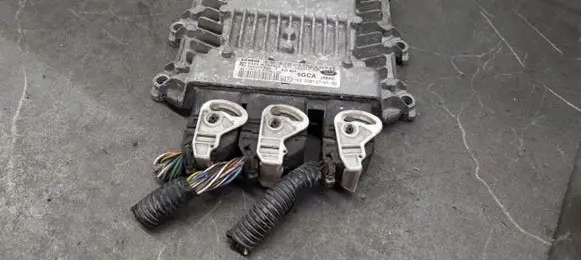 Mazda 2 Engine control unit/module ECU 7m71-12a650