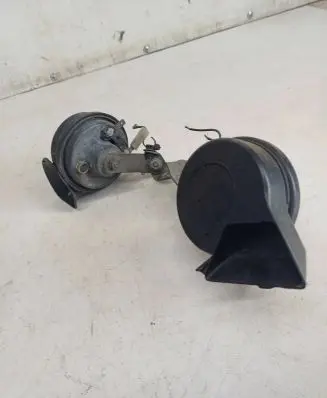 Mercedes-Benz Vaneo W414 Horn signal 0045426520
