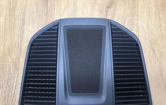 Dashboard air vent grill cover trim