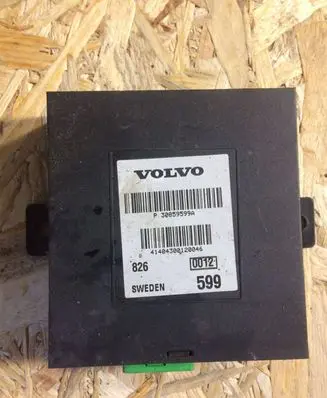 Volvo S40, V40 Air suspension control unit module (rear) 30859599A 41404300120046