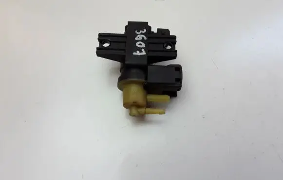 Nissan Qashqai Turbo solenoid valve 8200790180