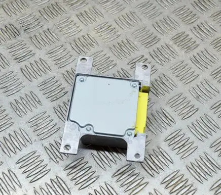 Mitsubishi Pajero Airbag control unit/module MR551784