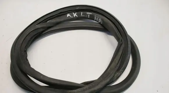 Opel Astra K Rubber seal rear door 