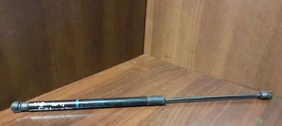 Audi Q7 4M Tailgate/trunk strut/damper 4M0827552A