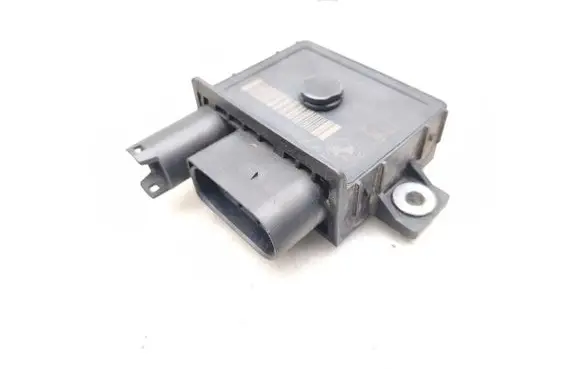 BMW 1 E81 E87 Glow plug pre-heat relay 779800006