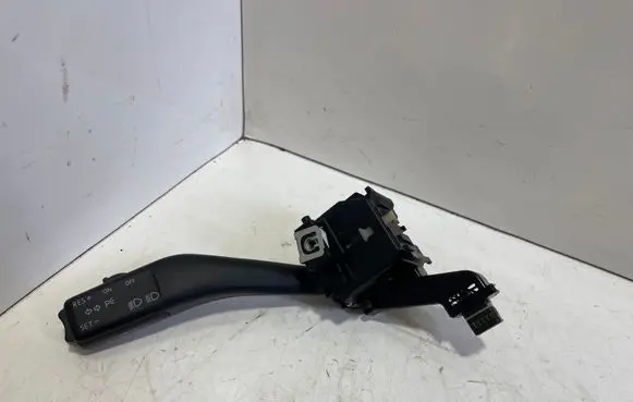 Volkswagen Touran I Indicator stalk ANP80H013D 1K0953513A