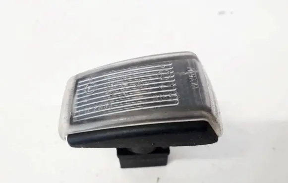 Volvo S40, V40 Front fender indicator light 6r0142631