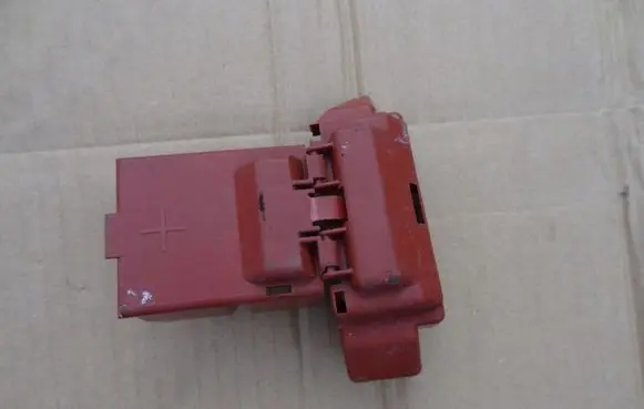 Positive cable (battery)