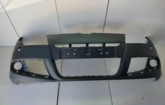 Renault Megane III Front bumper 620221625R