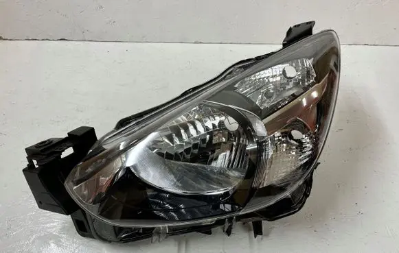 Mazda 2 Headlight/headlamp 51040