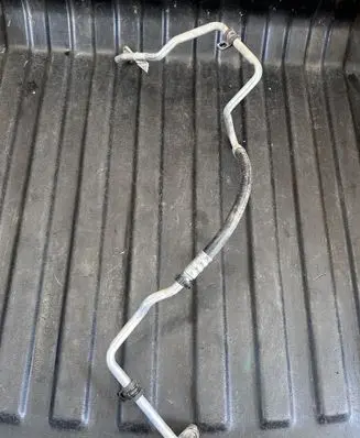 Air conditioning (A/C) pipe/hose