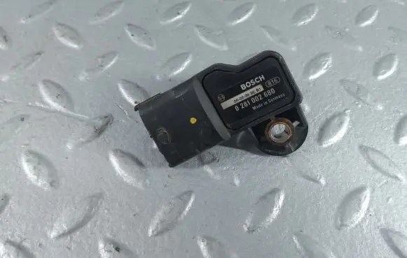 Honda Civic Air pressure sensor 0281002680