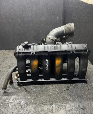 BMW 3 E92 E93 Intake manifold 755906304 51750610 N53B30UL