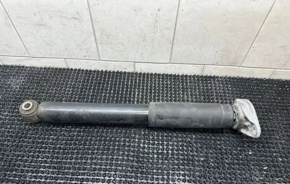 Rear shock absorber/damper