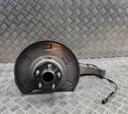 Tesla Model Y Front wheel hub 118831100E