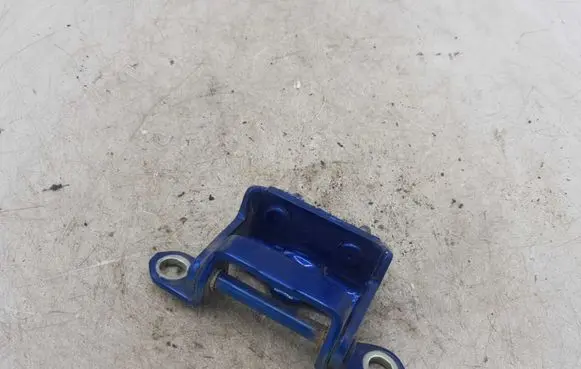 Nissan X-Trail T31 Rear door lower hinge NOCODE