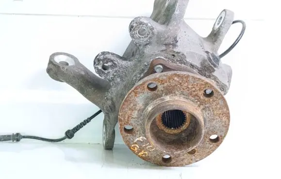 BMW 5 F10 F11 Rear wheel hub spindle/knuckle 6793770