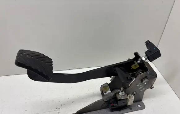 KIA Rio Clutch pedal 