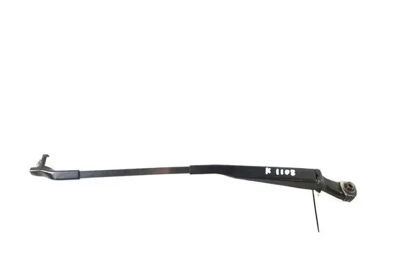 Mercedes-Benz S W220 Front wiper blade arm A2208200544