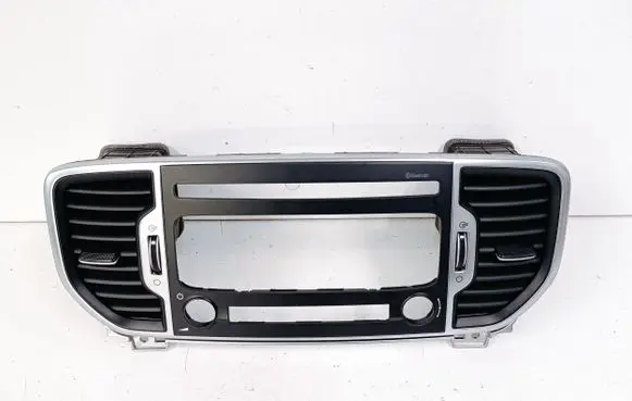 KIA Sportage Dash center air vent grill 97420F1000 97410F1000