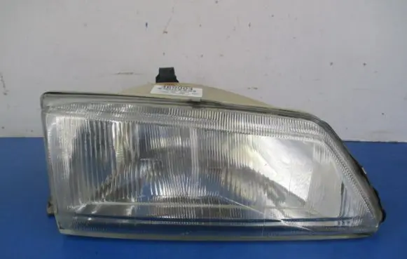 Peugeot 106 Headlight/headlamp