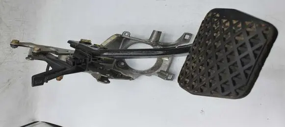 BMW 5 E39 Brake pedal 6751167 310300