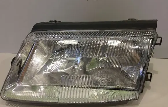 Volkswagen PASSAT B5 Headlight/headlamp 205080B