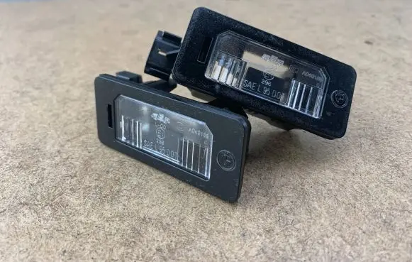 BMW 5 E60 E61 Number plate light 7165646 63267165646 63268360591