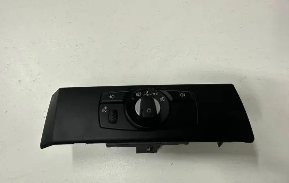 BMW 5 E60 E61 Light switch 6988565 33295201 30080210396636