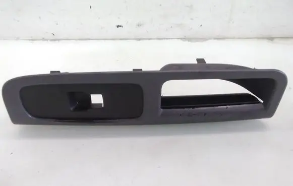 Volvo V50 Front door interior handle trim 8679474