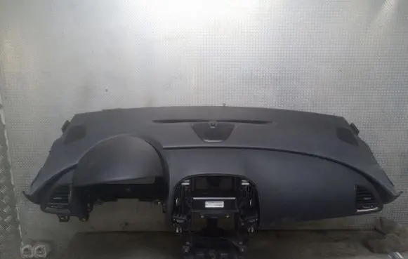 Opel Astra J Dashboard 13301067