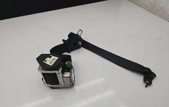 Mercedes-Benz Sprinter W906 Front seatbelt 040476 9068600485