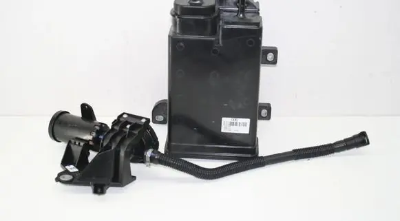 BMW X7 G07 Active carbon filter fuel vapour canister 7475444