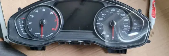 Audi A5 Speedometer (instrument cluster) 8W6920970A