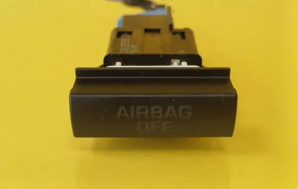 Skoda Fabia Mk2 (5J) Passenger airbag on/off switch 1Z0919235B