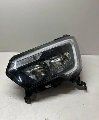 Renault Master III Headlight/headlamp 260607867R 0021113005 366900804
