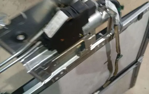 Honda CR-V Sunroof motor/actuator 70450SMGE010