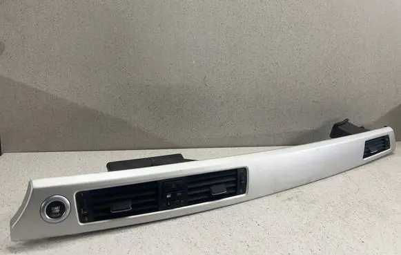 BMW 3 E90 E91 Dashboard glove box trim 6982457