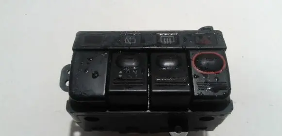 Mitsubishi Space Wagon Hazard light switch