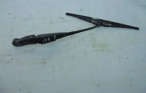 Honda CR-V Rear wiper blade arm 
