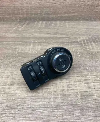 Opel Astra J Light switch 13268694 251547