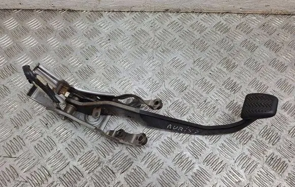 Toyota Auris 150 Brake pedal 5510612690 4710112650