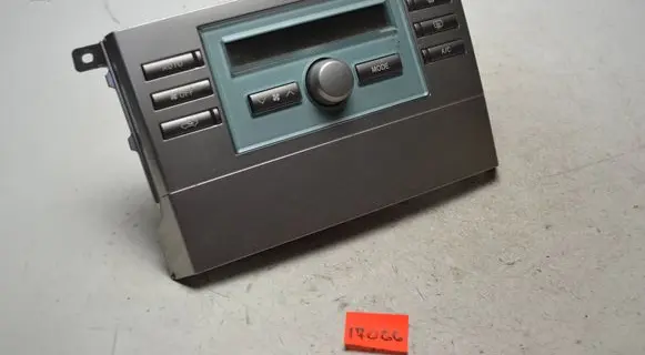 Toyota Corolla Verso AR10 Climate control unit 559000F030 MB1465702272 MB1465702270