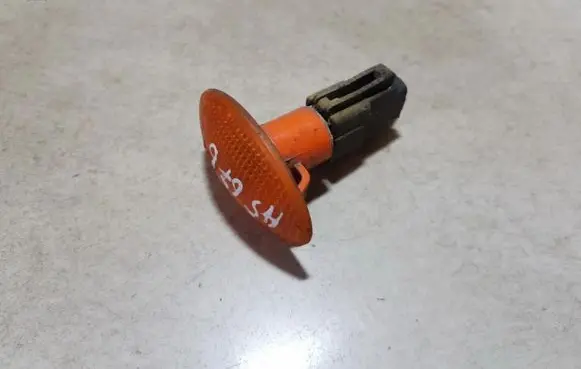 Peugeot 307 Front fender indicator light 13K354