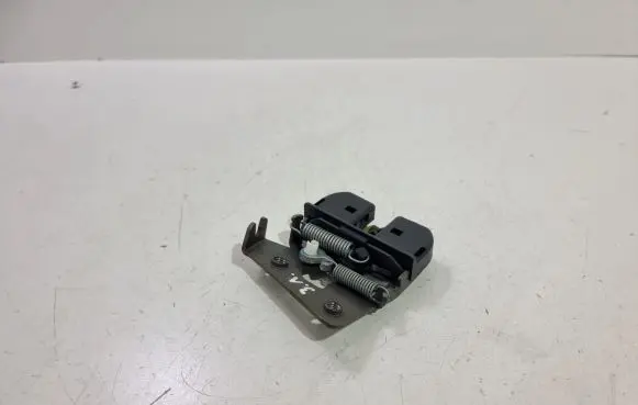BMW 5 F10 F11 Seat back rest lock catch 7112863