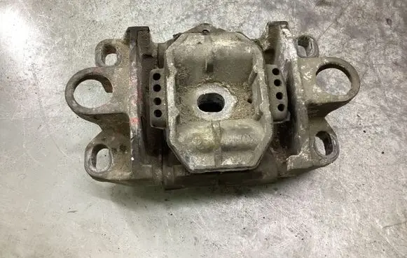 Jaguar X-Type Engine mount bracket 1X437M122BA