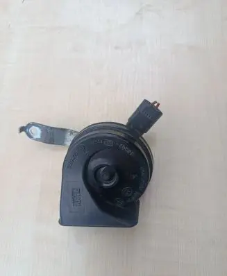 BMW X3 F25 Horn signal 7217703
