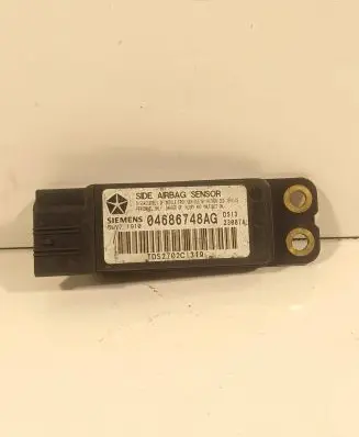 Chrysler Voyager Airbag deployment crash/impact sensor 04686748AG 5WY71910 TDS2702C1319
